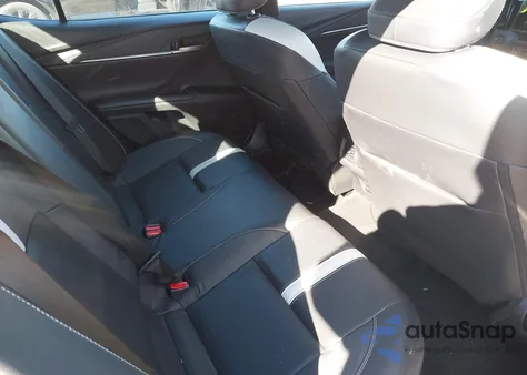 2025 Toyota Camry Se z USA, uszkodzony, nr VIN 4T1DAACK2SU026933